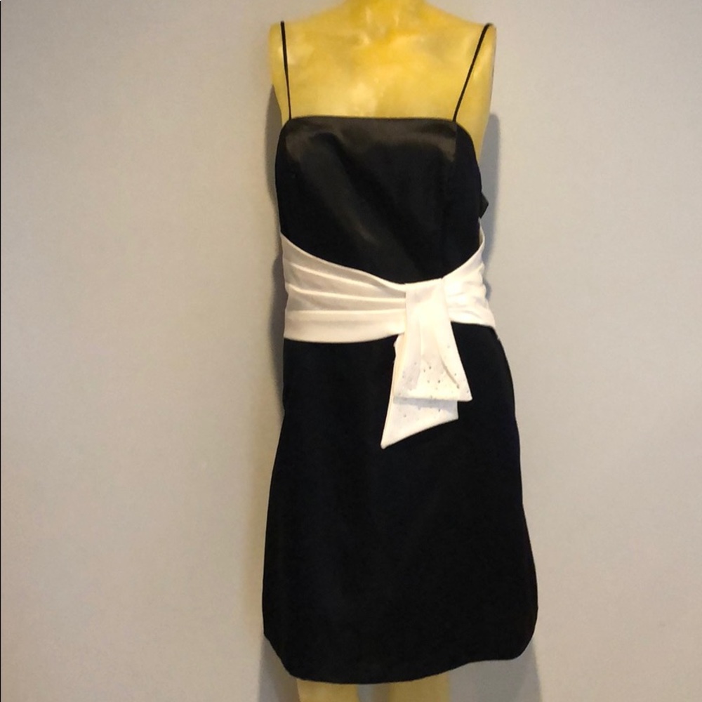 NEBLON DRES SOZE 2XL